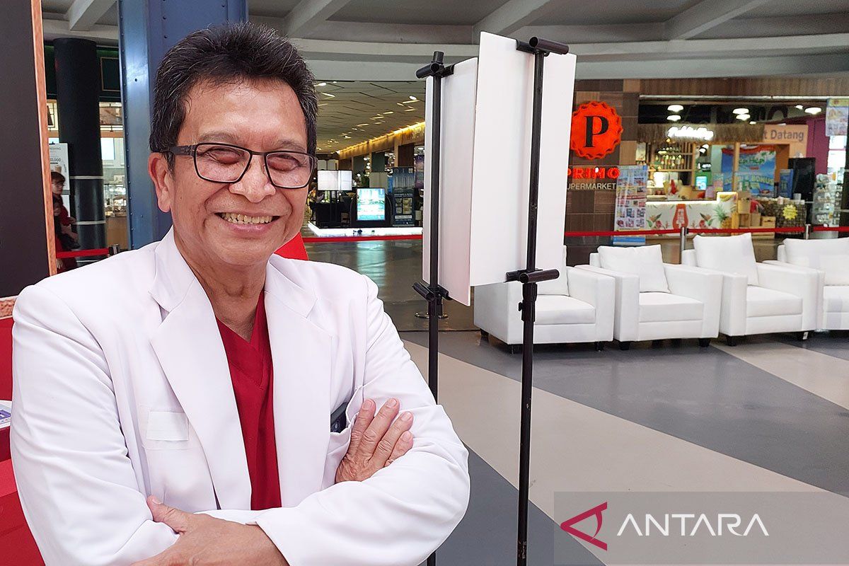 Pakar minta publik jangan anggap enteng virus walau COVID-19 reda