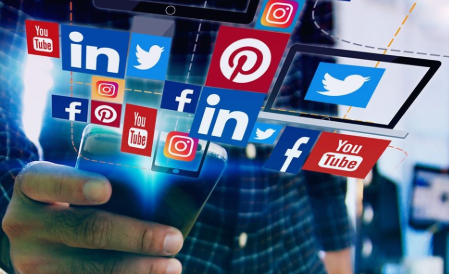 Mengenal SMM Panel: Alat Pemasaran Digital yang Efektif dan Kontroversial